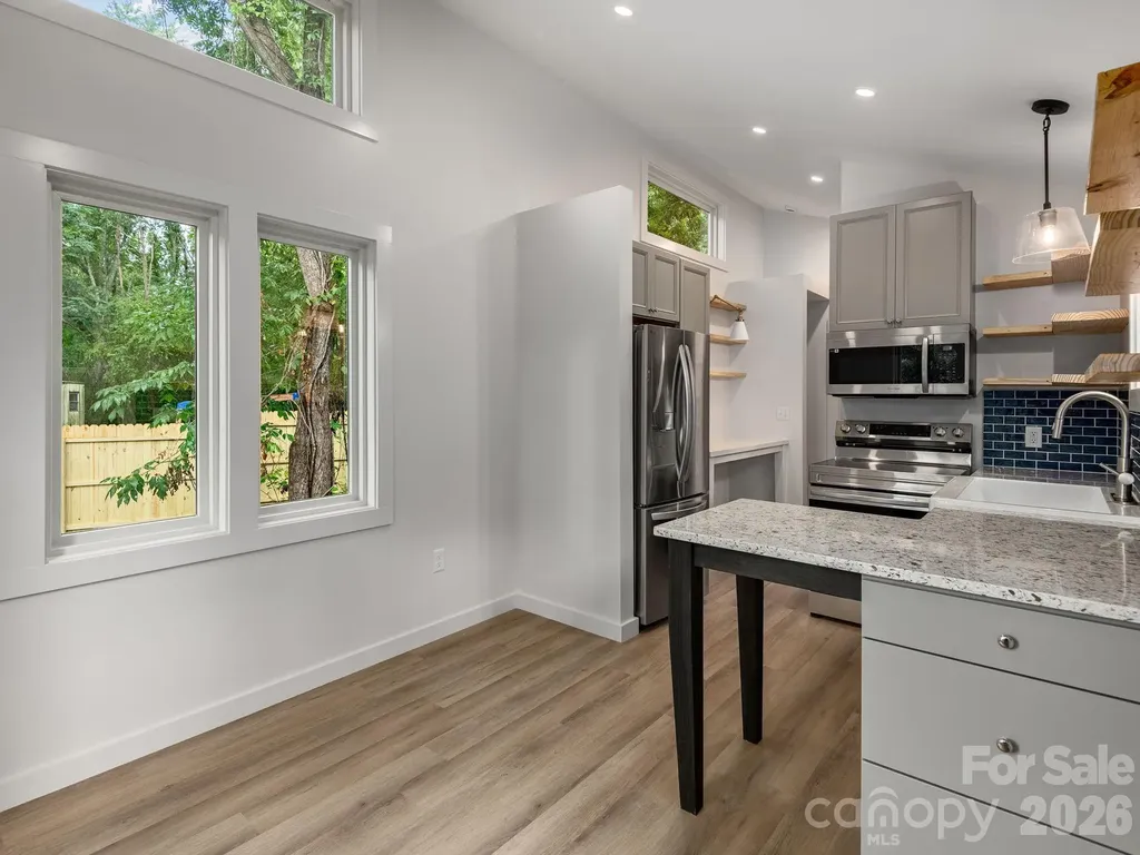 30 Pine Road Asheville NC 28805