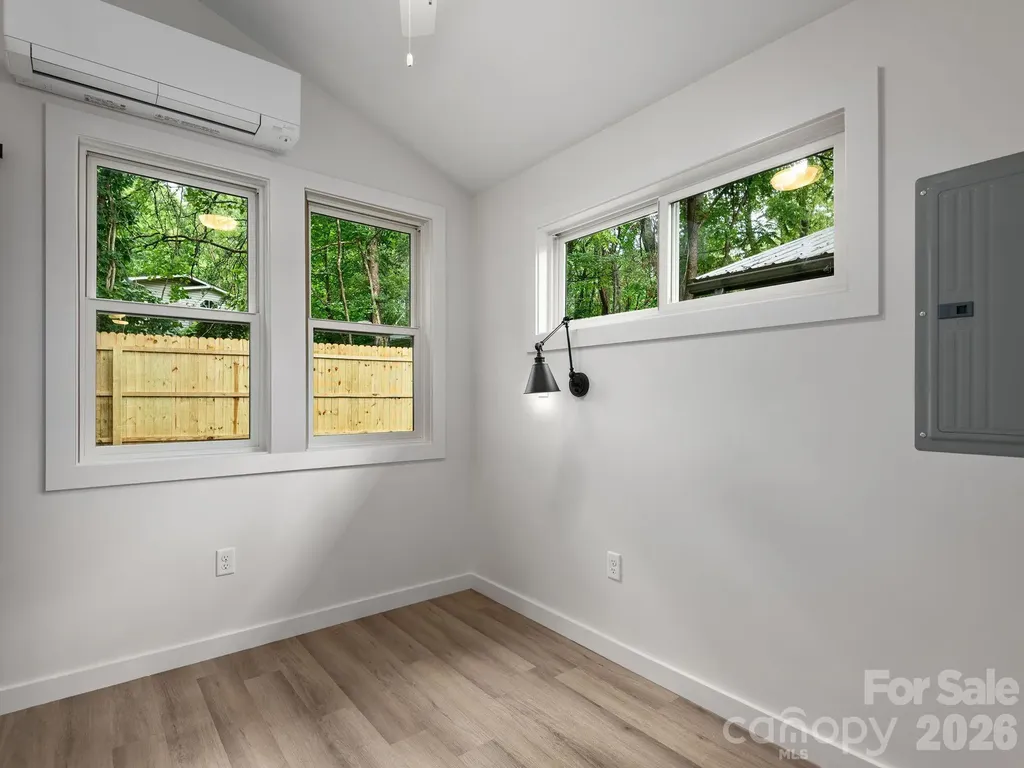 30 Pine Road Asheville NC 28805
