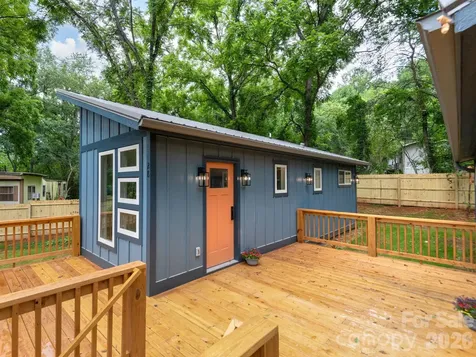 30 Pine Road Asheville NC 28805
