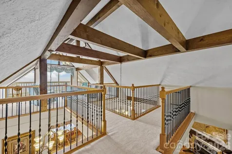 6777 Pinnacle Mountain Road Zirconia NC 28790
