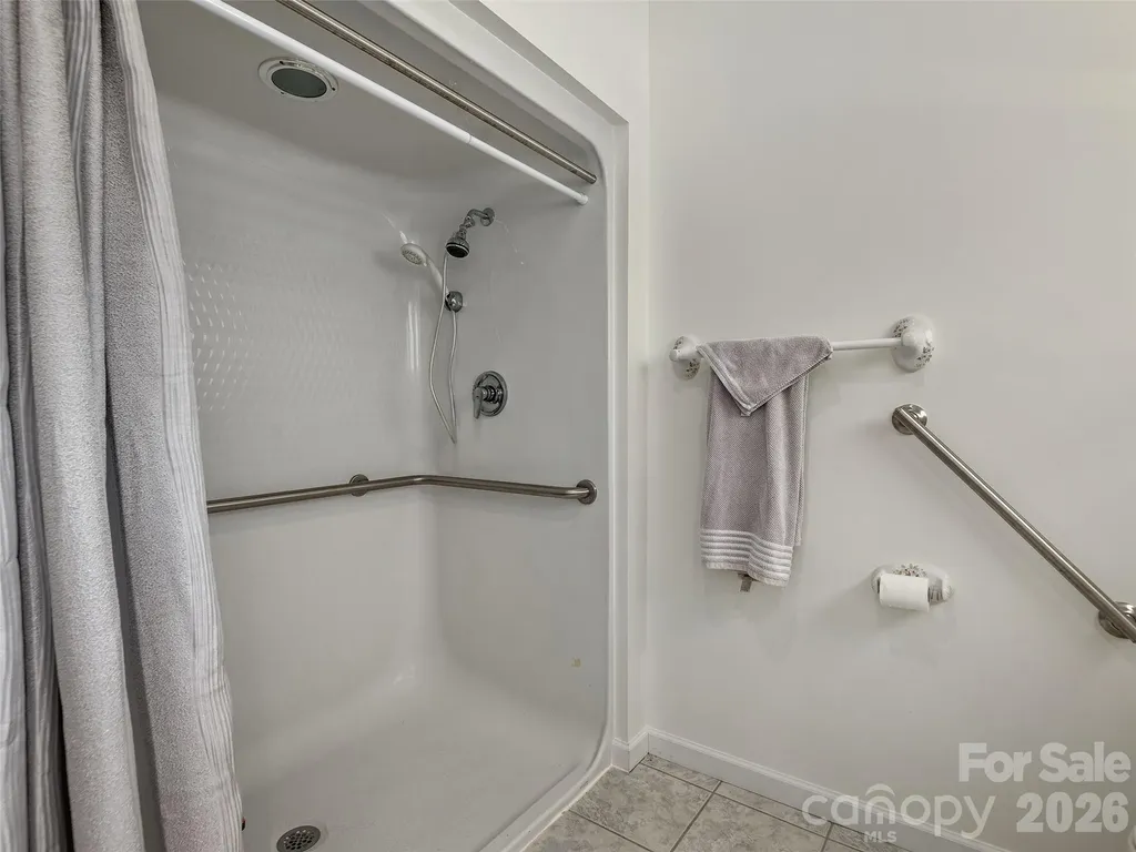 84 Red Cedar Drive Hendersonville NC 28792