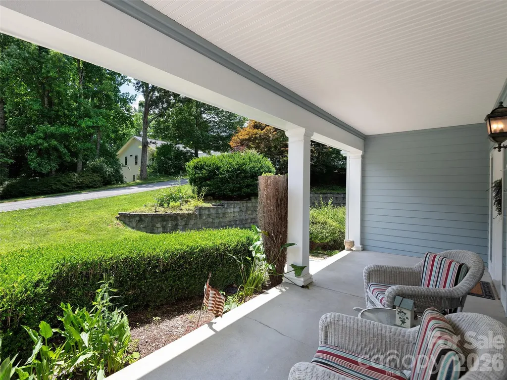 84 Red Cedar Drive Hendersonville NC 28792