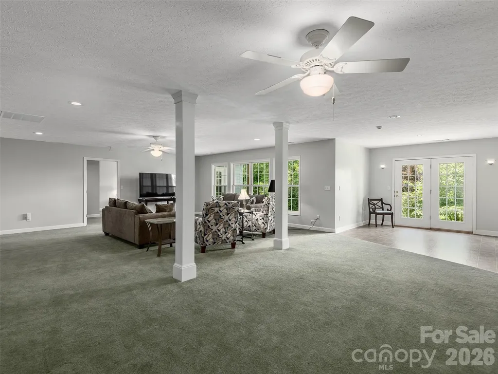 84 Red Cedar Drive Hendersonville NC 28792