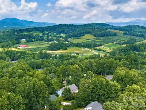 84 Red Cedar Drive Hendersonville NC 28792