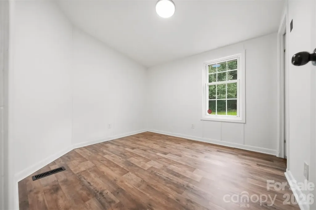 3627 Beachtree Drive Hudson NC 28638
