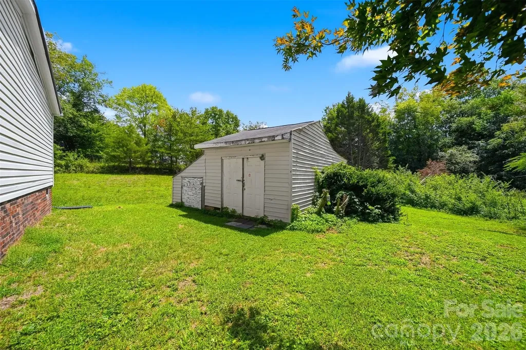 3627 Beachtree Drive Hudson NC 28638