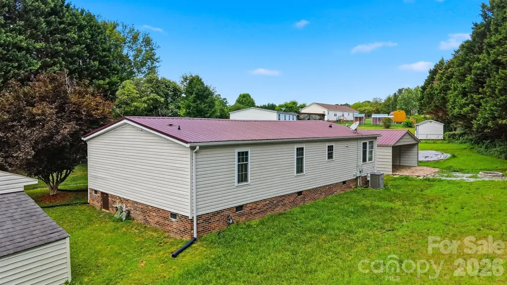 3627 Beachtree Drive Hudson NC 28638