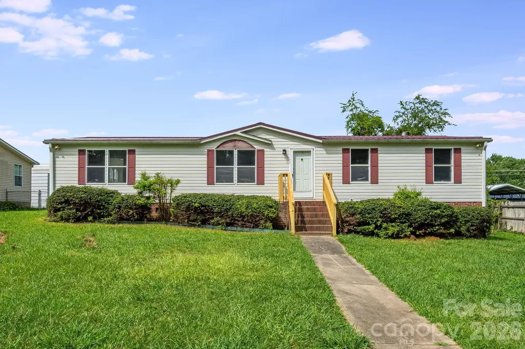 505 Crescent Way Horse Shoe NC 28742
