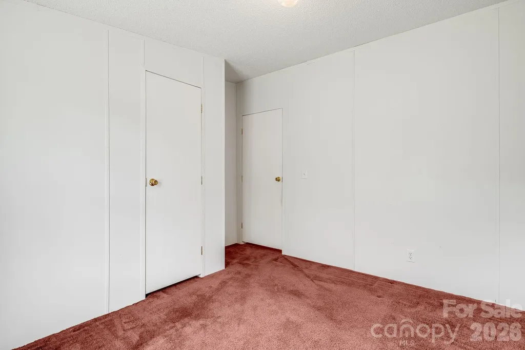 505 Crescent Way Horse Shoe NC 28742