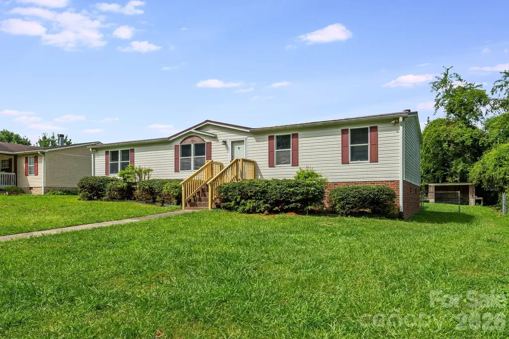 505 Crescent Way Horse Shoe NC 28742