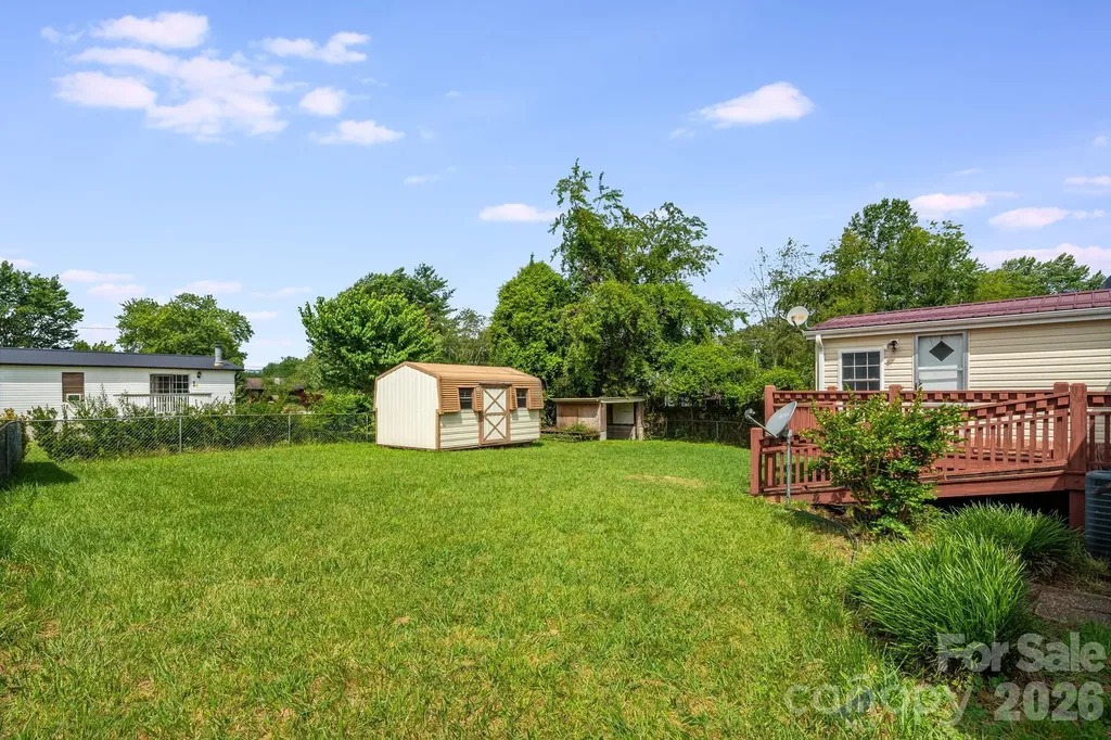 505 Crescent Way Horse Shoe NC 28742