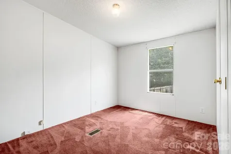 505 Crescent Way Horse Shoe NC 28742
