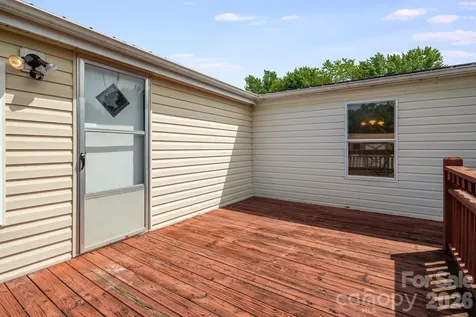 505 Crescent Way Horse Shoe NC 28742