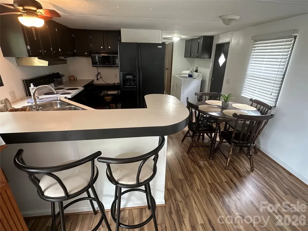 535 Lake Shore Drive New London NC 28127