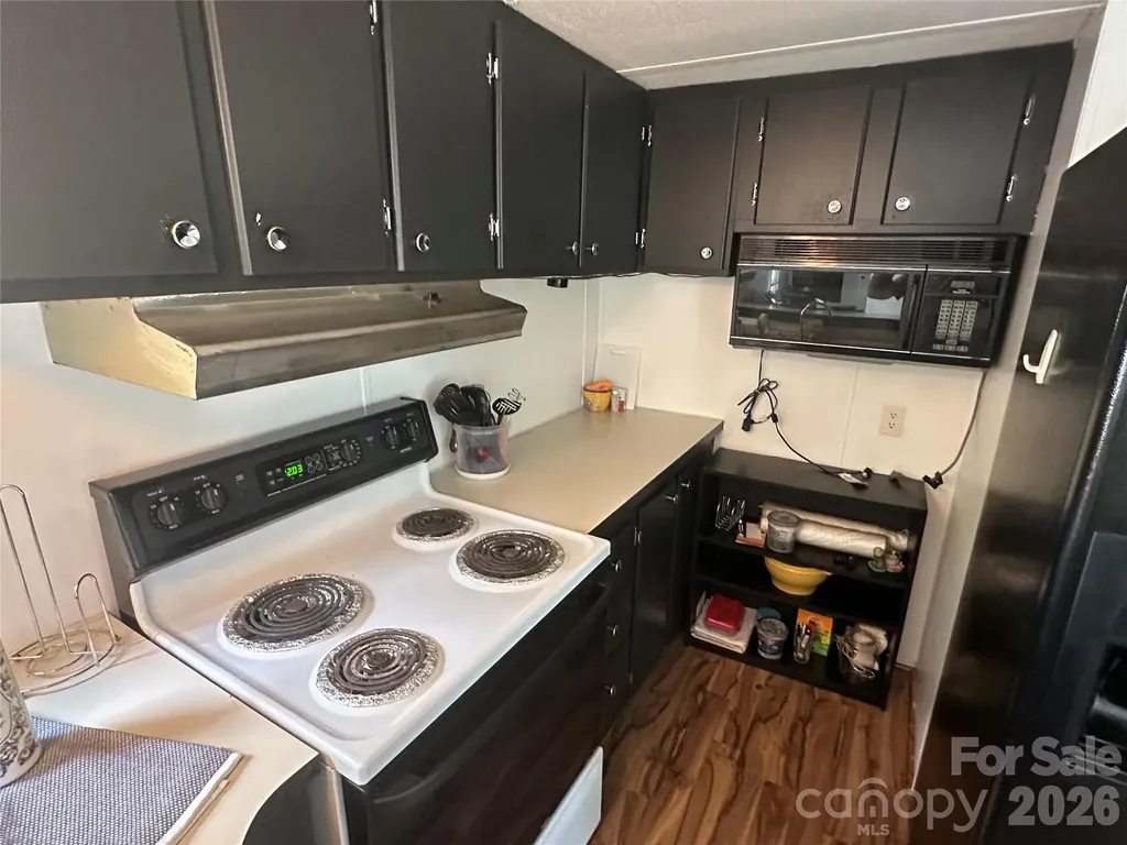 535 Lake Shore Drive New London NC 28127