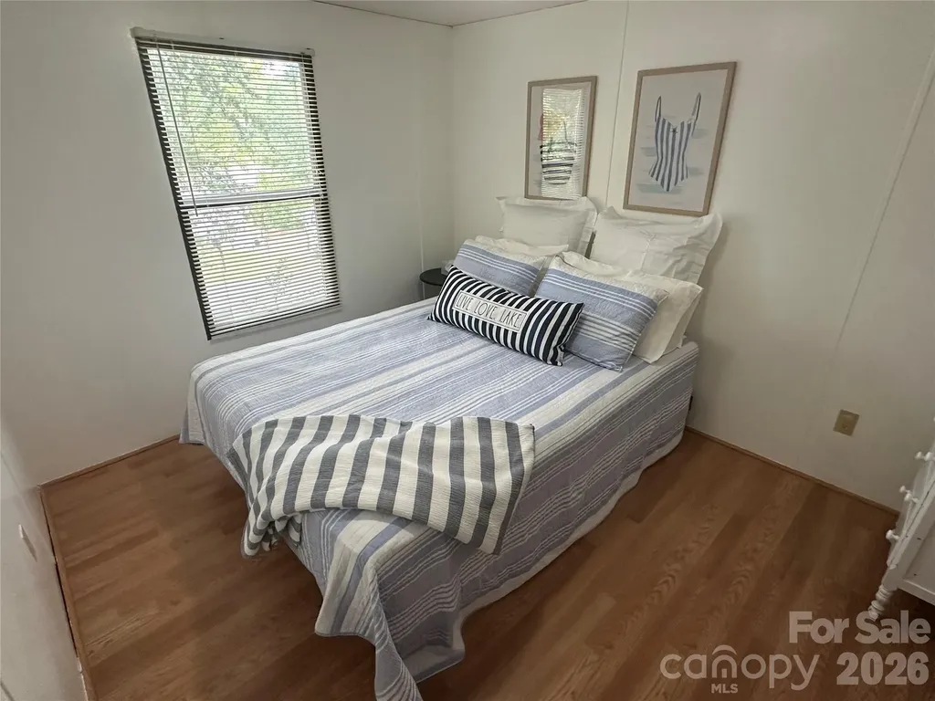 535 Lake Shore Drive New London NC 28127