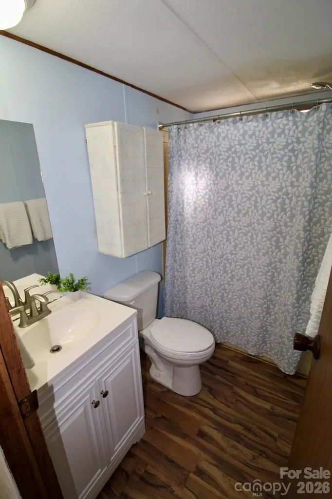 535 Lake Shore Drive New London NC 28127