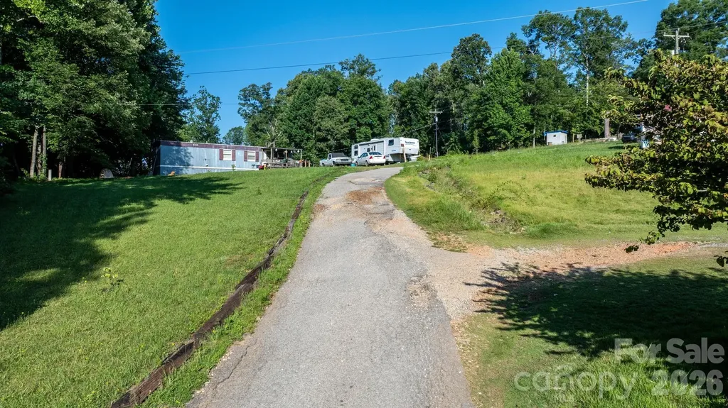14 Calhoun Drive Marion NC 28752