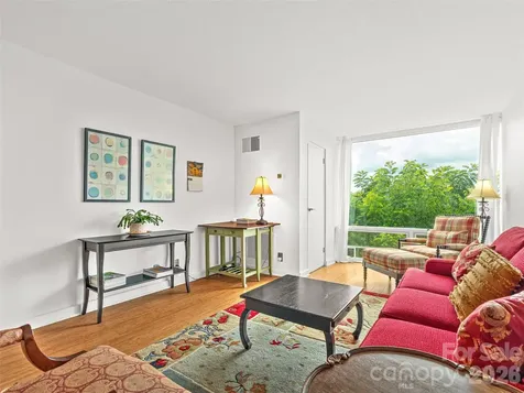 647 Town Mountain Road Asheville NC 28804