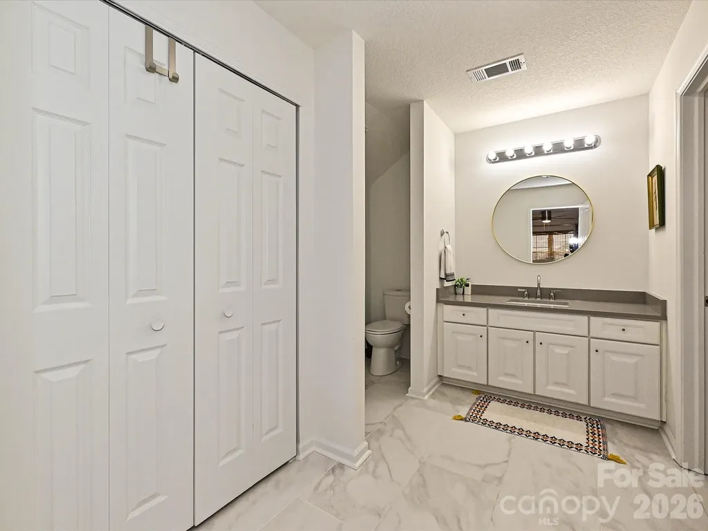 3520 S Bank Court Matthews NC 28105