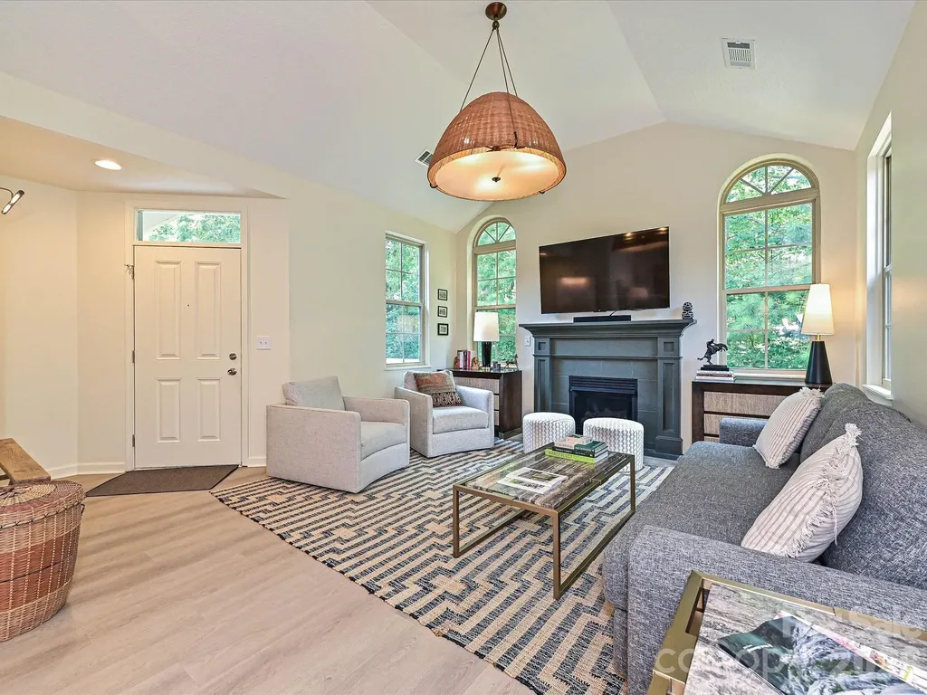 3520 S Bank Court Matthews NC 28105