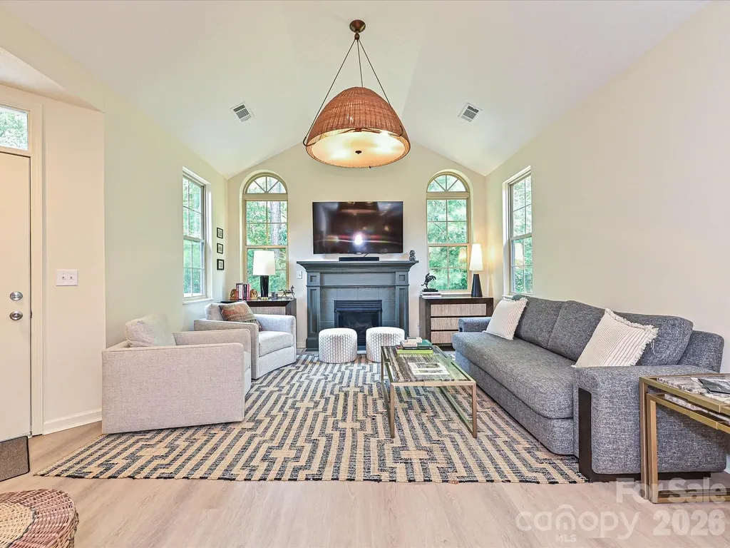 3520 S Bank Court Matthews NC 28105