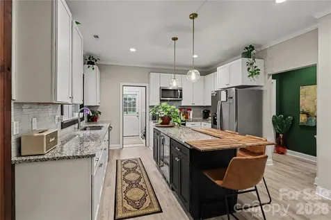107B Wayne Avenue Kannapolis NC 28081