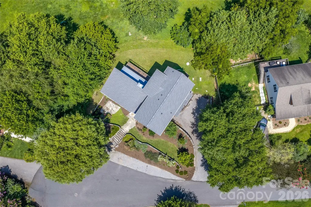 31 Grey River Run Woodfin NC 28804