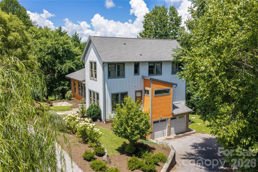 31 Grey River Run Woodfin NC 28804