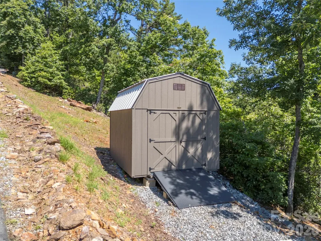 312 Brighton Drive Bostic NC 28018