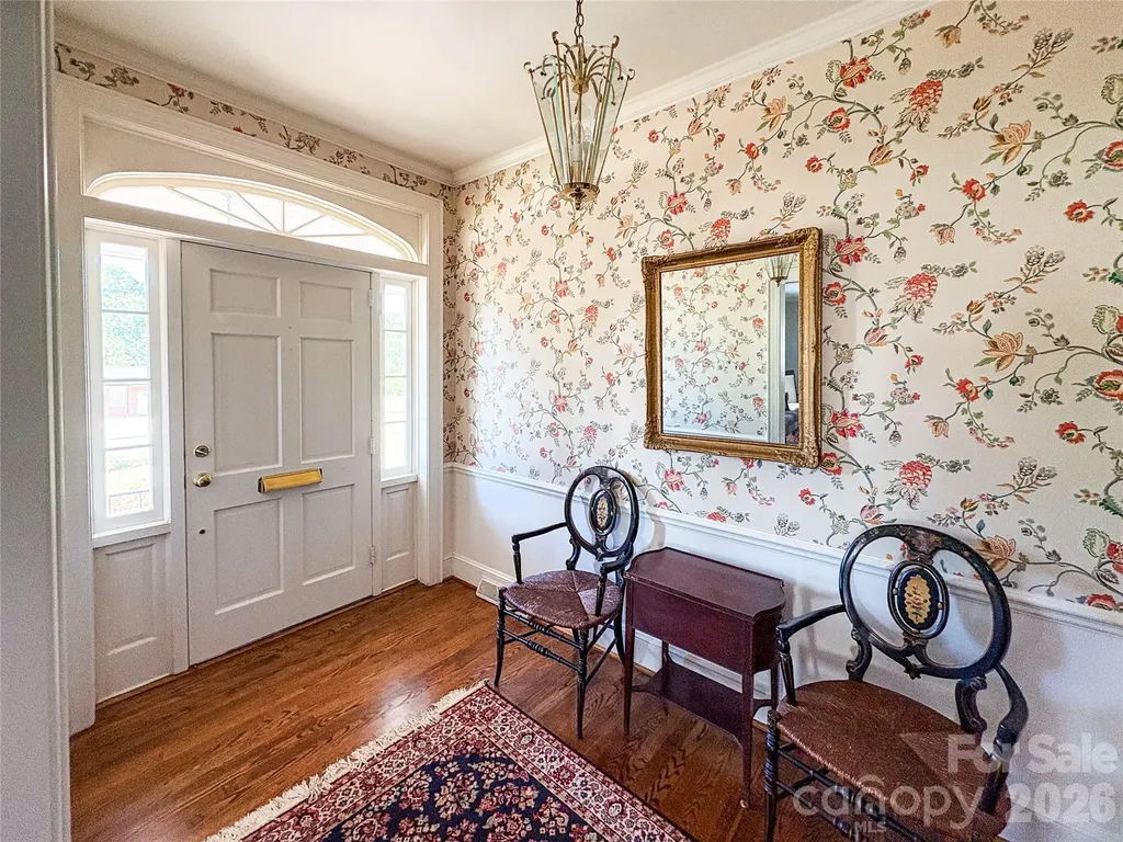 412 Ridgeway Avenue Statesville NC 28677