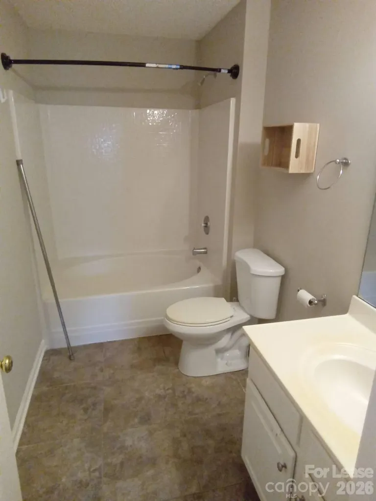 738 Ablow Drive Matthews NC 28105