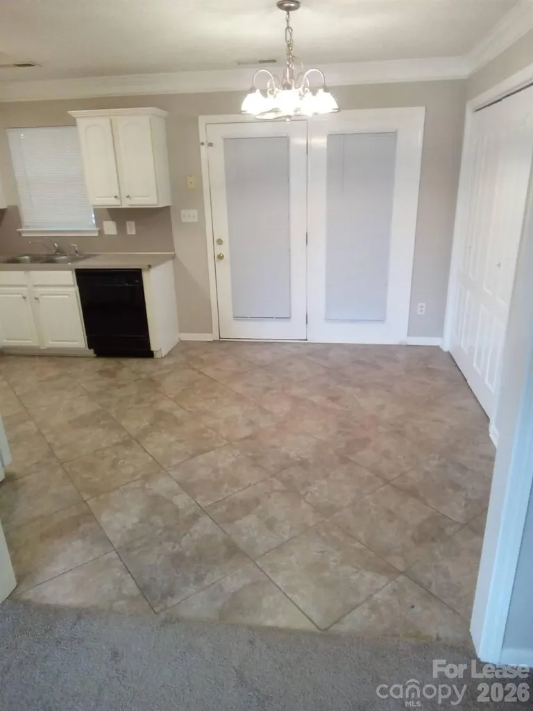 738 Ablow Drive Matthews NC 28105