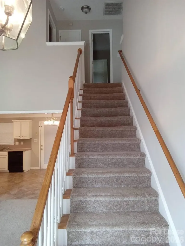 738 Ablow Drive Matthews NC 28105