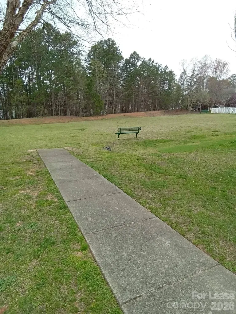 738 Ablow Drive Matthews NC 28105