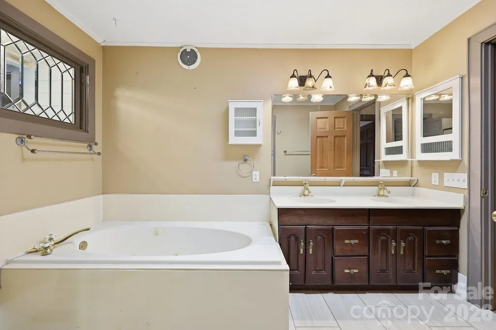 222 Morgan Cove Road Candler NC 28715