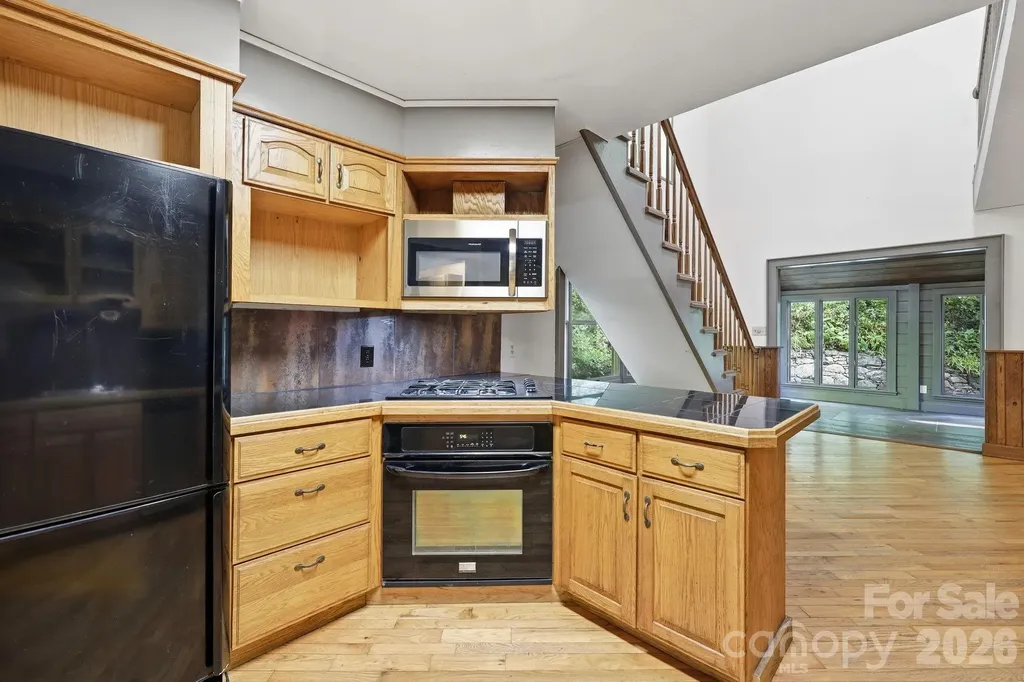 222 Morgan Cove Road Candler NC 28715