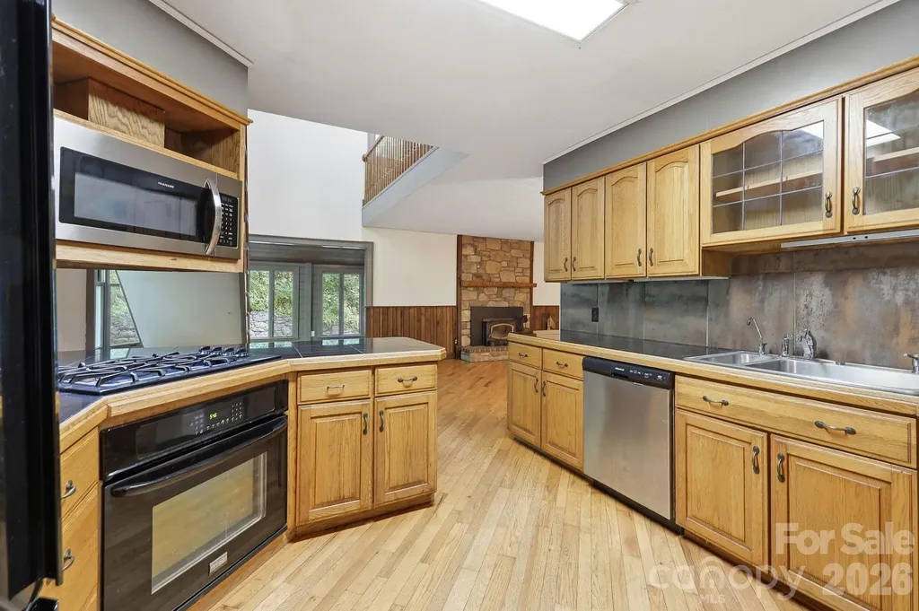 222 Morgan Cove Road Candler NC 28715