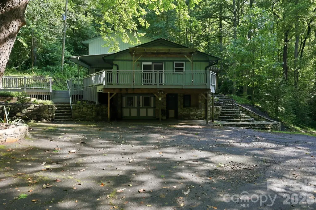 222 Morgan Cove Road Candler NC 28715