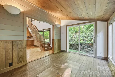222 Morgan Cove Road Candler NC 28715