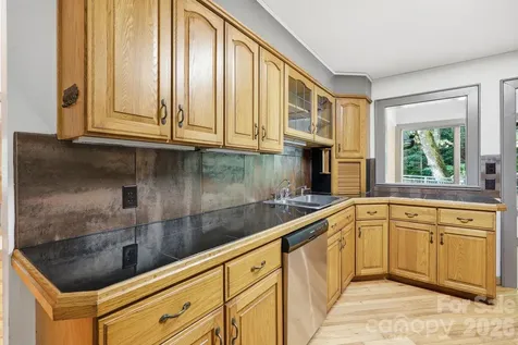 222 Morgan Cove Road Candler NC 28715