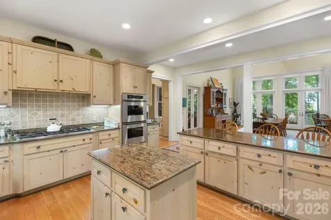17 Sunset Trace Highlands NC 28741