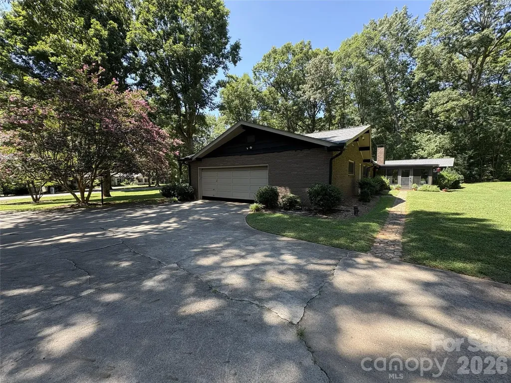 107 Augusta Drive Statesville NC 28625