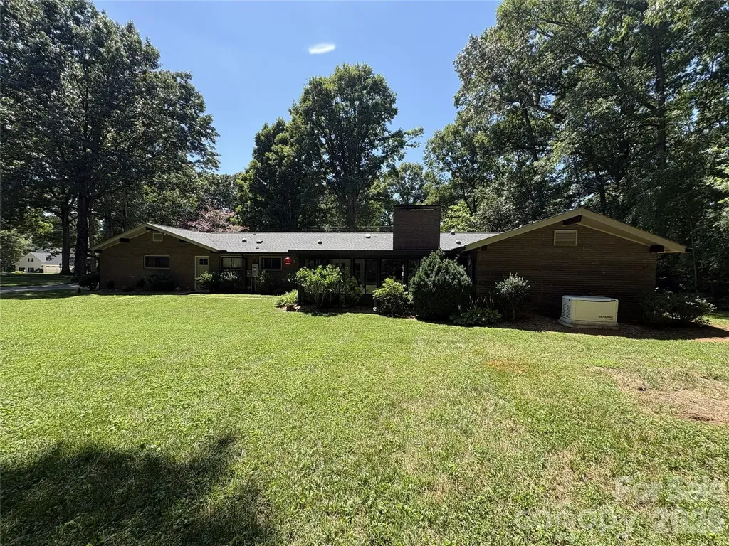 107 Augusta Drive Statesville NC 28625
