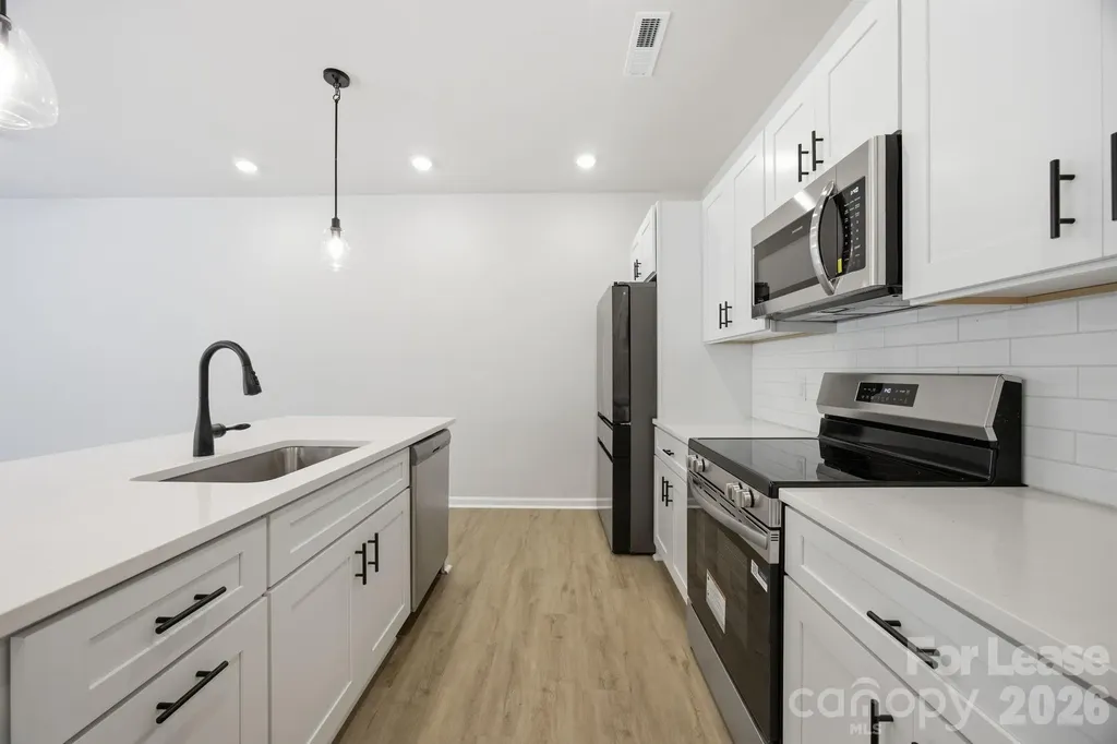 3018 Reid Avenue Charlotte NC 28208