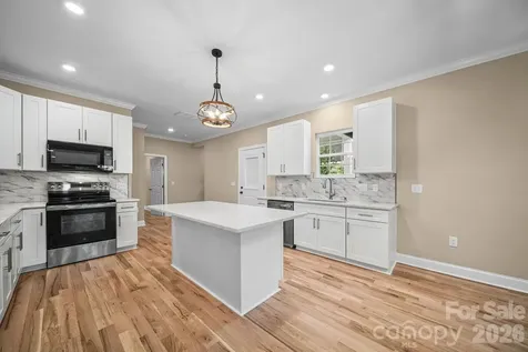 111 Hemphill Avenue Chester SC 29706