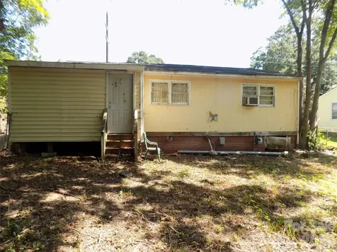 1013 W Sixth Avenue Gastonia NC 28052