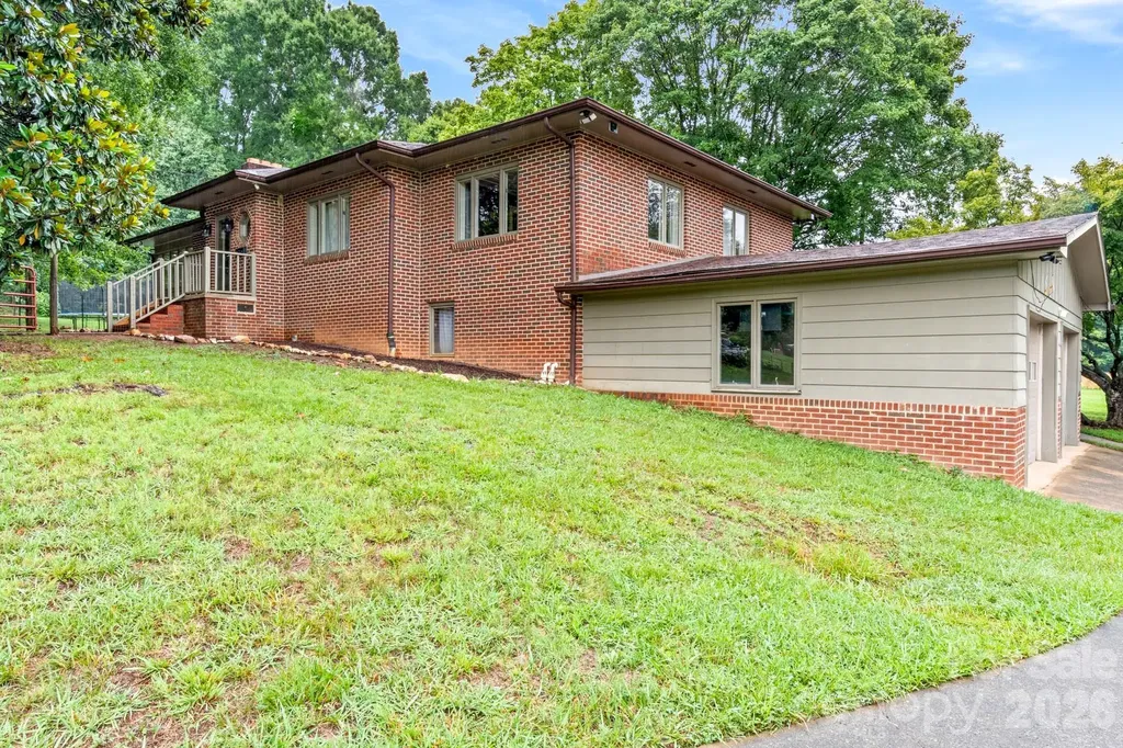 226 Pleasant Hill Drive Elkin NC 28621
