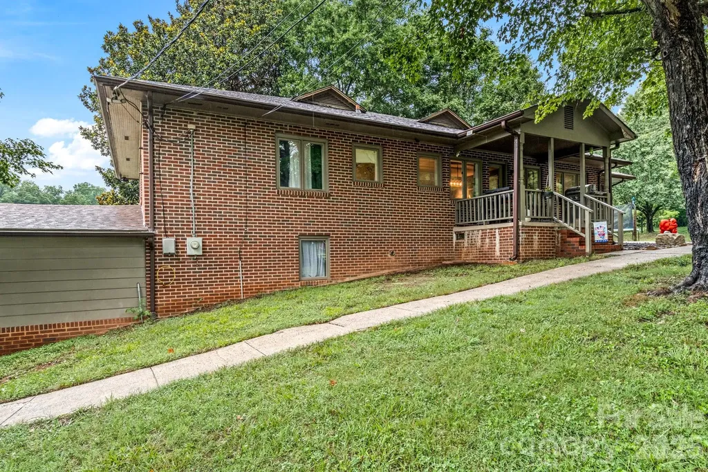 226 Pleasant Hill Drive Elkin NC 28621