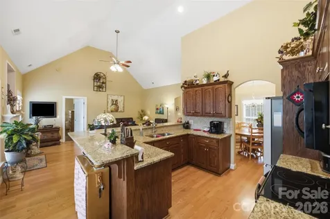 684 Pitts Road Catawba SC 29704